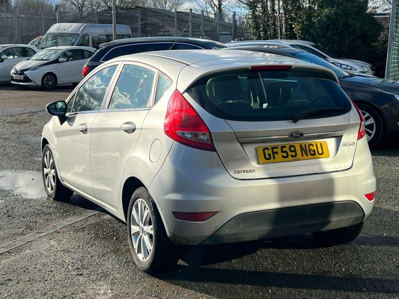 FORD FIESTA