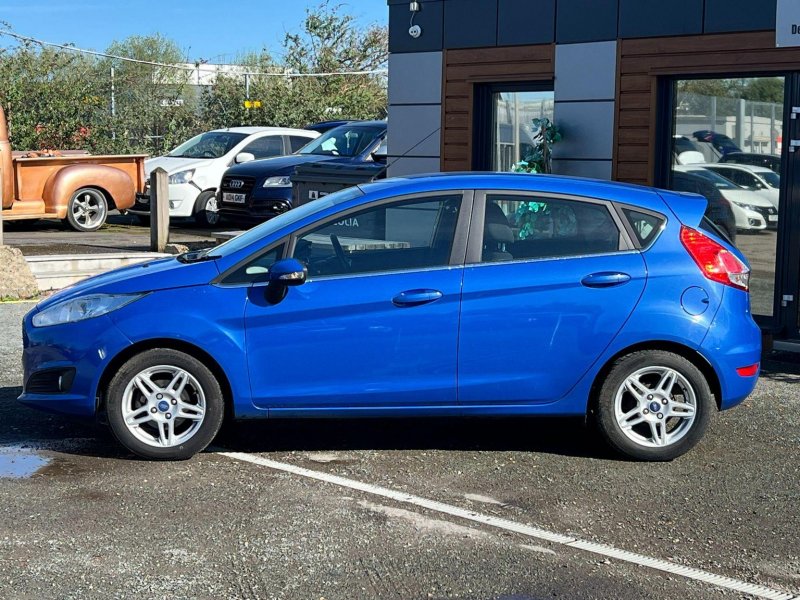FORD FIESTA