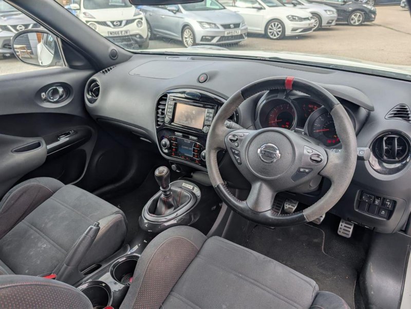 NISSAN JUKE
