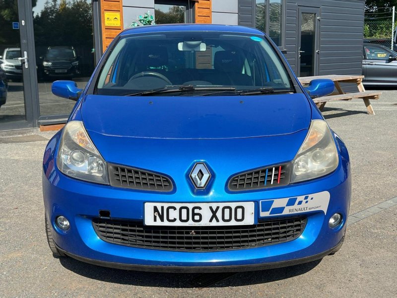 RENAULT CLIO