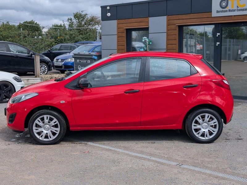 MAZDA MAZDA2