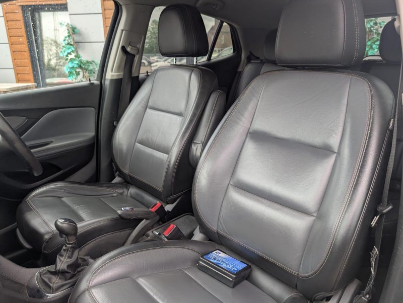 VAUXHALL MOKKA