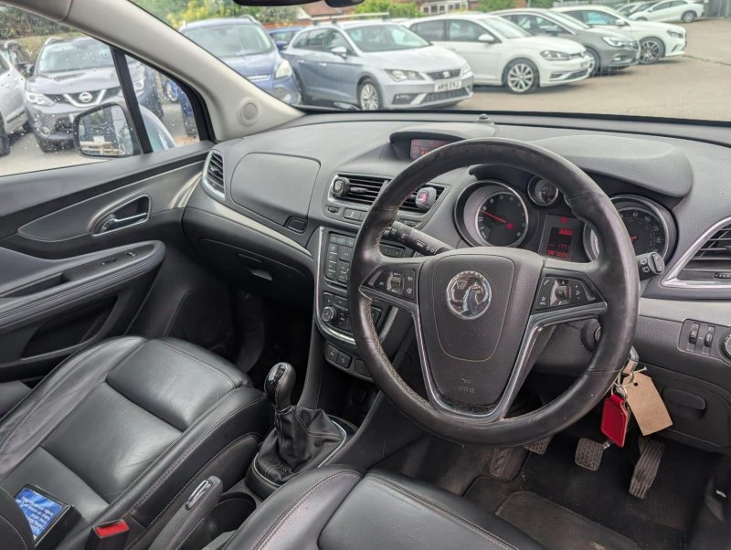 VAUXHALL MOKKA