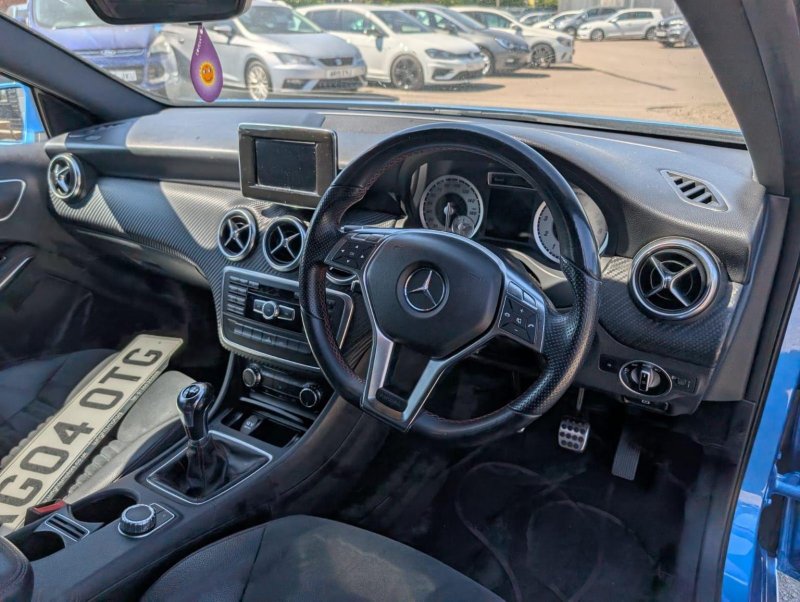 MERCEDES-BENZ A CLASS
