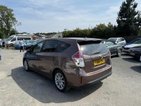 TOYOTA PRIUS+