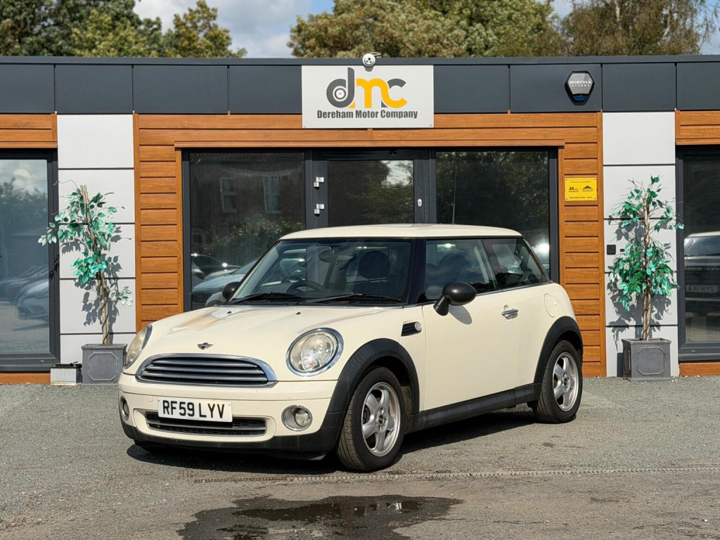 2010 MINI HATCH